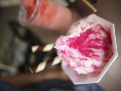 น้ำแข็งใส ที่ ร้านอาหาร โคขุนโพนยางคำ ถนนราชพฤกษ์
