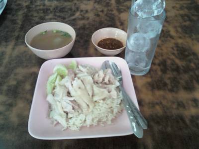13082010(002).jpg ที่ ร้านอาหาร ข้าวมันไก่ 888 (Eighty Eight Eight)