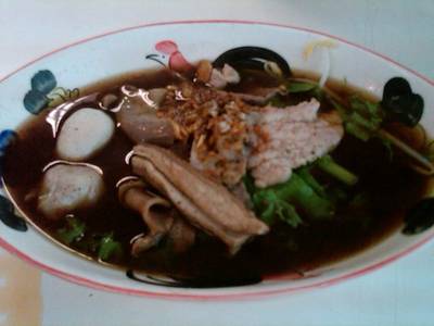 หมูตุ๋น ที่ ร้านอาหาร แป้นปลื้ม ก๋วยเตี๋ยวเมืองสยาม (สว่างอรุณ)