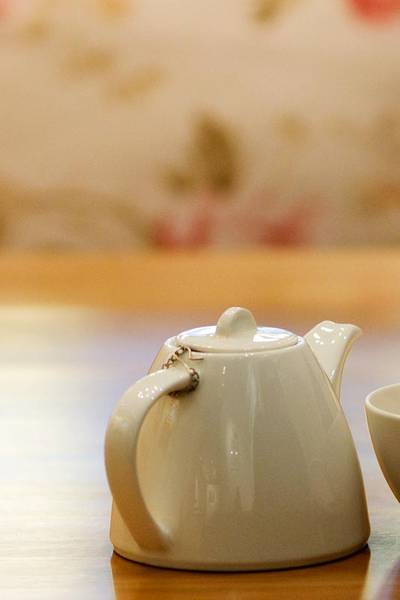 teapot.jpg ที่ ร้านอาหาร Peony Teafe' & Gallery
