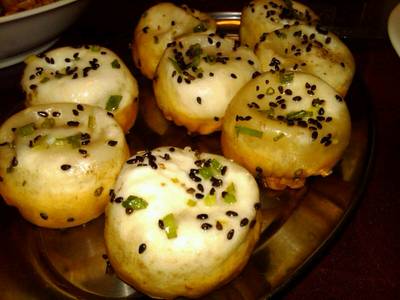 ซาลาเปาน้ำทะลัก ที่ ร้านอาหาร hong teong long