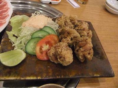 ไก่ทอดคาราเกะ ที่ ร้านอาหาร Akiyoshi พระโขนง