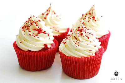 Red velvet copy.jpg ที่ ร้านอาหาร Pandora Bakeshop