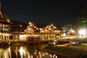 รูปจากเวป ที่ ร้านอาหาร จวนทอง