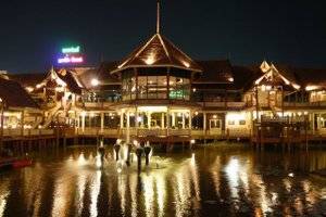 รูปจากเวป ที่ ร้านอาหาร จวนทอง