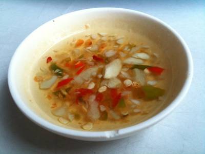 น้ำจิ้มเป็ดพะโล้ ที่ ร้านอาหาร โต๋วโภชนา
