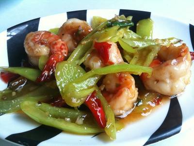 กุ้งผัดพริกหยวก ที่ ร้านอาหาร โต๋วโภชนา