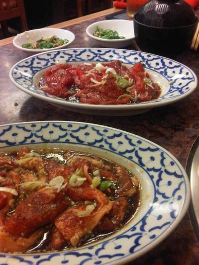 เนื้อติดมัน แล้วก็เนื้อล้วนนนน ที่ ร้านอาหาร Rengaya