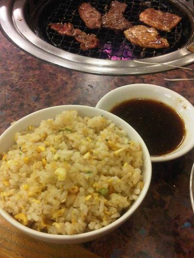 ทานกับข้าวผัดกระเทียมก็เลิศ ที่ ร้านอาหาร Rengaya