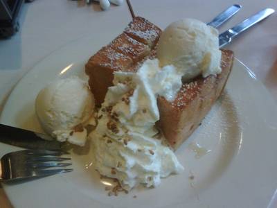Shibuya Honey Toast ที่ ร้านอาหาร After You Dessert Cafe J Avenue