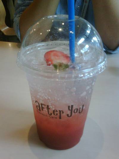 Strawberry Lamonade ที่ ร้านอาหาร After You Dessert Cafe J Avenue