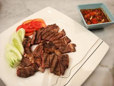 เนื้อย่าง Rib Eye ที่ ร้านอาหาร Big Knit Cafe