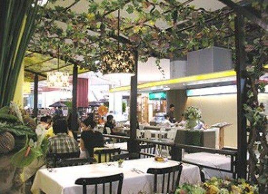 รูปจากเวป ที่ ร้านอาหาร กัลปพฤกษ์ ออน เฟิร์สท์