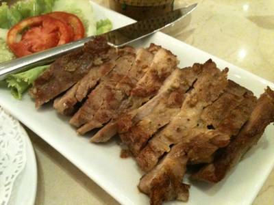 คอหมูคุโระบูตะย่าง ที่ ร้านอาหาร Coffee Beans by Dao สยามพารากอน