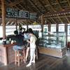 ภายในร้าน ที่ ร้านอาหาร IN & OUT Coffee