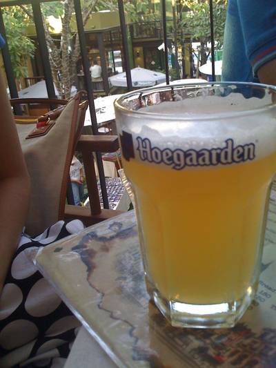 Hoegaarden Half Pint ที่ ร้านอาหาร HOBS Bar & Restaurant  Aree Garden