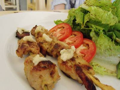 ไก่ย่างที่ว่า... ที่ ร้านอาหาร REST-A-LONG ไก่ย่างที่ว่า... ที่ ร้านอาหาร REST-A-LONG