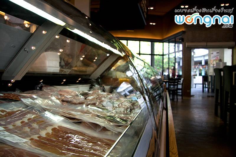 ร้านอาหาร Wine Connection Deli & Bistro K-Village