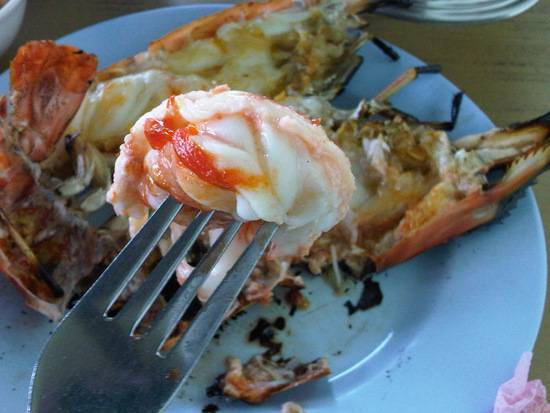 ร้านอาหาร กุ้งเผา วัดเชิงเลน