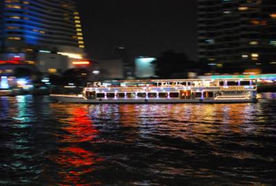 เรือแกรนด์เพิร์ล ที่ ร้านอาหาร Grand Pearl Grand Pearl Cruise Grand Pearl Cruise