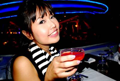 เรือแกรนด์เพิร์ล ที่ ร้านอาหาร Grand Pearl Grand Pearl Cruise Grand Pearl Cruise