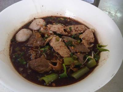ร้านอาหาร ก๋วยเตี๋ยวเรือเจ๊ต้อย