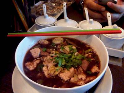 ร้านอาหาร นวลปรางค์ นู๊ดเดิ้ล
