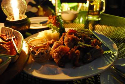 ร้านอาหาร Furama Hotel