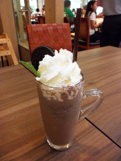 โอรีโอ้ มอลต์ สมูทตี้ อร่อยมากกก... ที่ ร้านอาหาร Cheesecake House