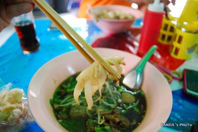 ร้านอาหาร ก๋วยเตี๋ยวลุงหนั่น