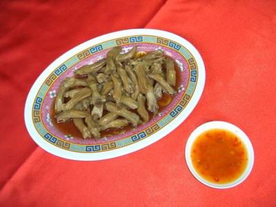 ลิ้นเป็ดพะโล้ ที่ ร้านอาหาร ง่วนหลีหลังสวน