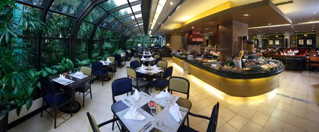รูปจากเวป ที่ ร้านอาหาร Zeppelin Restaurant