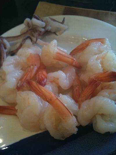 คุณกุ้งหลังแปลงร่าง อร่อยสุดๆ บางคนไม่ชอบนะคะเหมือนกุ้งพลาสติก ที่ ร้านอาหาร MK Gold ศาลาแดง