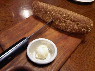 เอ้าท์แบ็ค สเต็กเฮ้าส์ สยามดิสคัฟเวอรี่เซ็นเตอร์ ที่ ร้านอาหาร Outback SteakHouse Siam Discovery Center