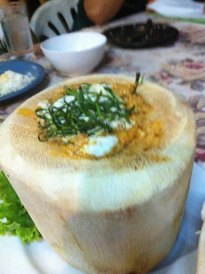 ร้านอาหาร ต้นไทร
