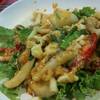 ปลาหมึกผัดไข่เค็ม ที่ ร้านอาหาร บุญยงค์ หัวปลาหม้อไฟ
