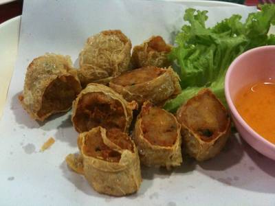 ร้านอาหาร บุญยงค์ หัวปลาหม้อไฟ ร้านอาหาร บุญยงค์ หัวปลาหม้อไฟ