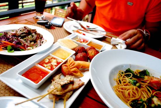 ร้านอาหาร Hua-Hin Hills Vineyard