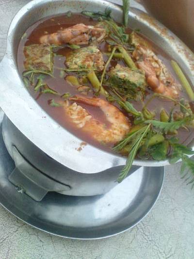อุ่นไอดิน ที่ ร้านอาหาร Aun I Din