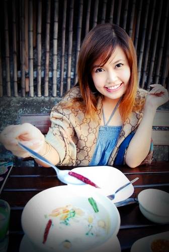 ร้านอาหาร ริมผา ลาภิน