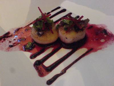 Seared Alaskan Scallop ที่ ร้านอาหาร Rib Room & Bar (RR & B)