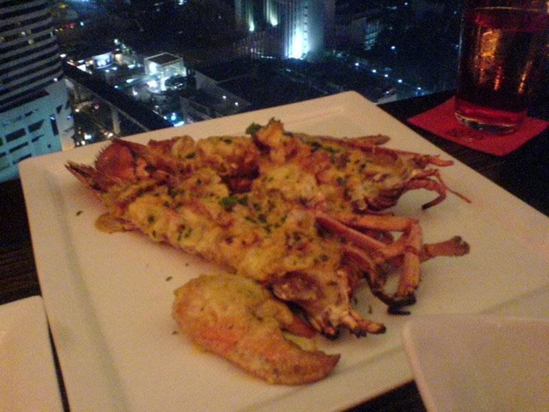 Maine Lobster Thermidor ที่ ร้านอาหาร Rib Room & Bar (RR & B)