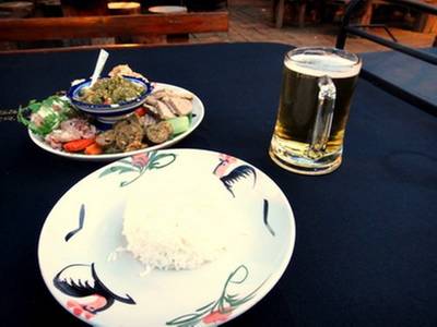 ออเดิฟแกล้มเบียร์ ที่ ร้านอาหาร เฮือนสุนทรี เวชานนท์