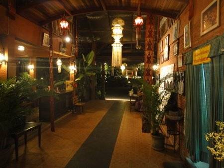 ในร้าน ที่ ร้านอาหาร เฮือนสุนทรี เวชานนท์
