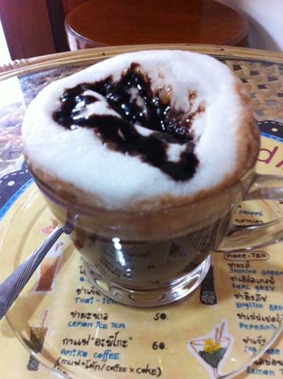 มอคค่าร้อน ที่ ร้านอาหาร Coffee Melody