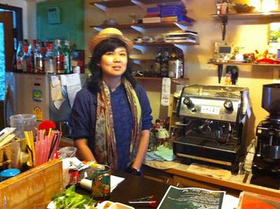 คุณแอ๋ม เจ้าของร้าน ที่ ร้านอาหาร Coffee Melody