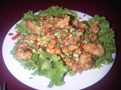 ไก่ทอดพริกเกลือ ที่ ร้านอาหาร Top Menu (ย่าง เส็ง ทั่ง) สุขุมวิท 24