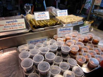 อื่นๆที่ขายในร้าน ที่ ร้านอาหาร แม่สุมณฑา หมูย่างน้ำผึ้ง
