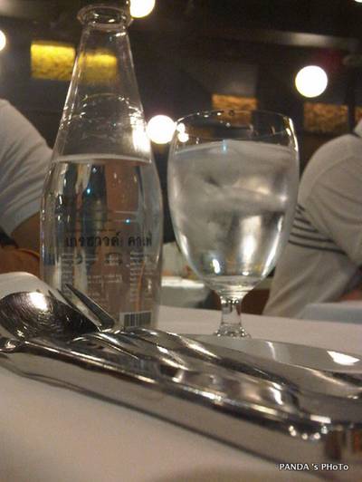 ร้านอาหาร Greyhound Cafe Avenue รัชโยธิน