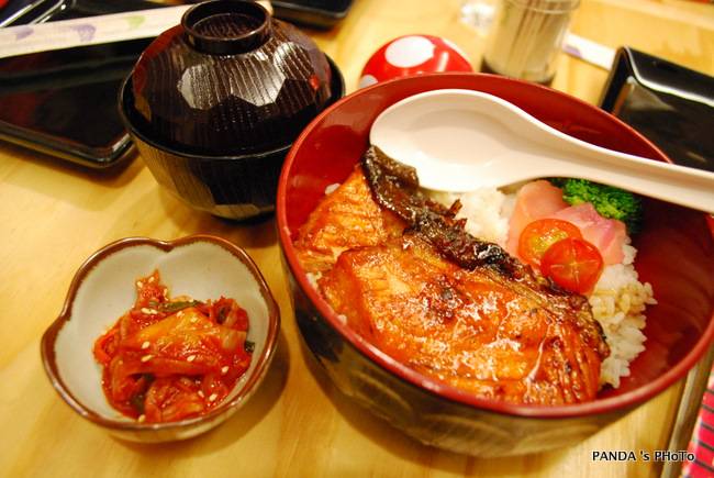 ร้านอาหาร นันเดะ นันเดะ